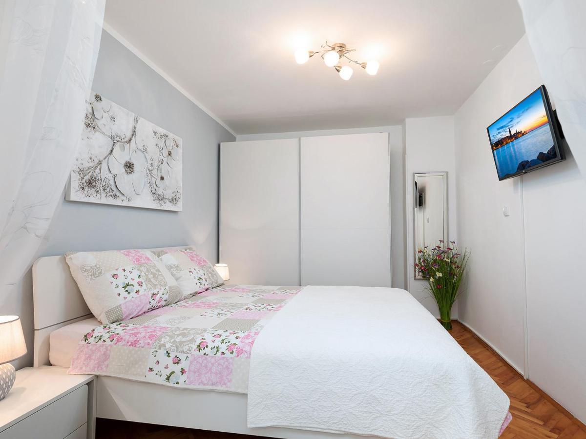 Apartment Manuel Poreč Extérieur photo